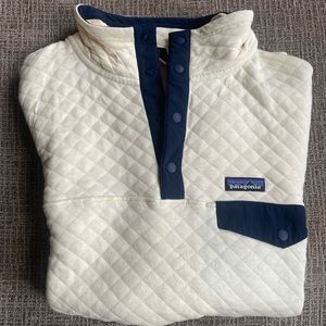 Women’s Patagonia Pullover